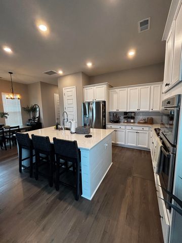 214 Narrowleaf Avenue, Summerville, SC 29483