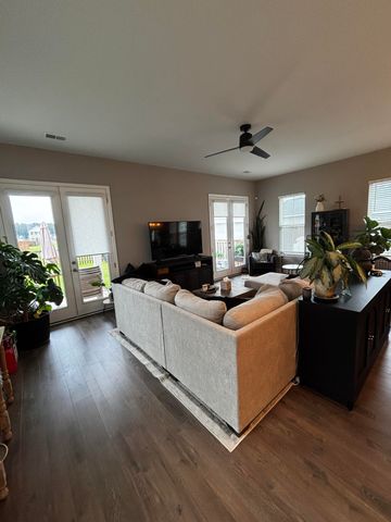 214 Narrowleaf Avenue, Summerville, SC 29483