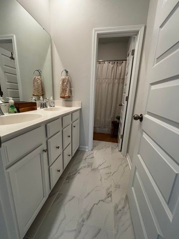 214 Narrowleaf Avenue, Summerville, SC 29483
