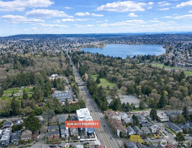 807 N 49th Street, Seattle, WA 98103