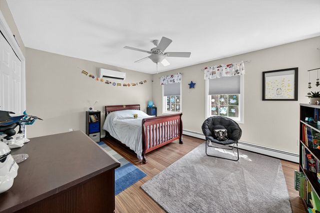 175 Old Fall River Rd, Swansea, MA 02777