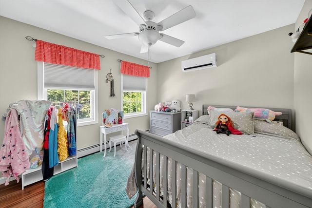 175 Old Fall River Rd, Swansea, MA 02777