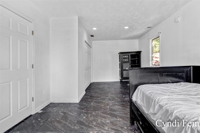 105 6 Mile Road, Comstock Park, MI 49321