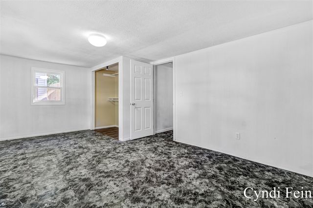 105 6 Mile Road, Comstock Park, MI 49321