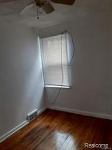 7021 Curtis Street, Detroit, MI 48221