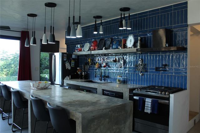 210 VISTA BELLA, Vieques, PR 00765