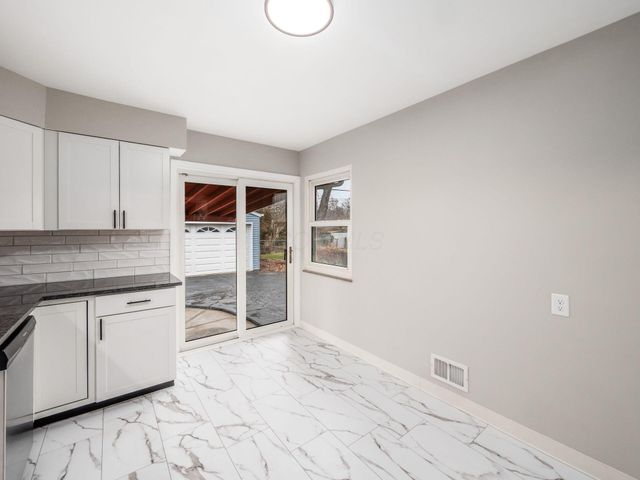 2480 Shrewsbury Road, Columbus, OH 43221