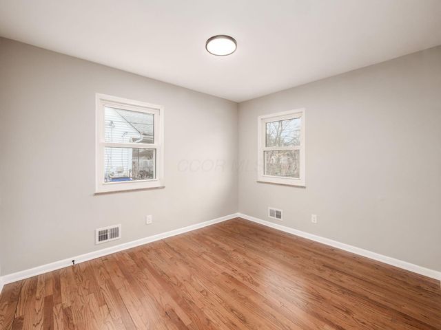 2480 Shrewsbury Road, Columbus, OH 43221