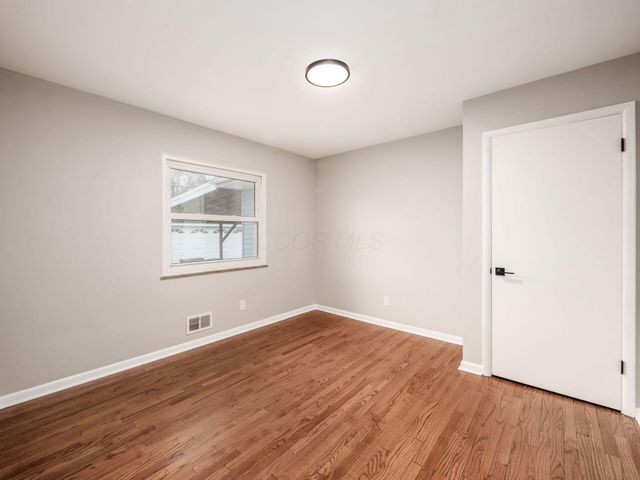 2480 Shrewsbury Road, Columbus, OH 43221