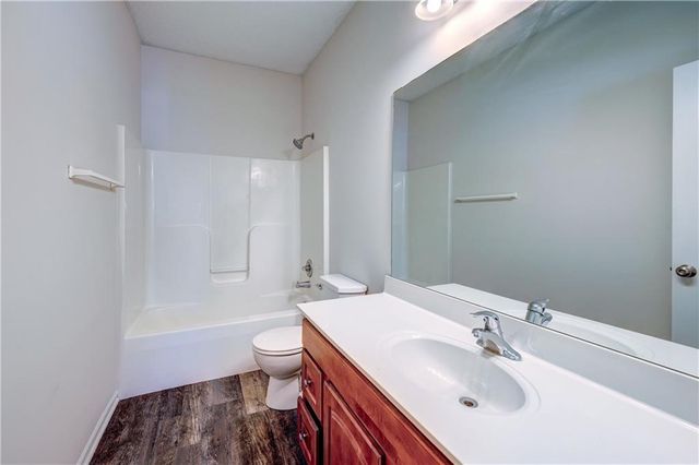 3303 N 103rd Terrace, Kansas City, KS 66109