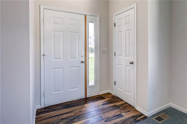 3303 N 103rd Terrace, Kansas City, KS 66109