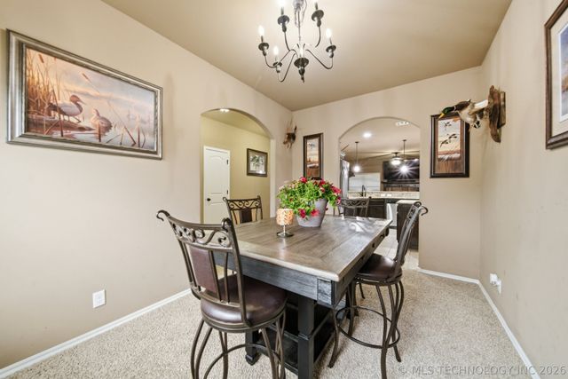 9008 S 255th East Avenue, Broken Arrow, OK 74014