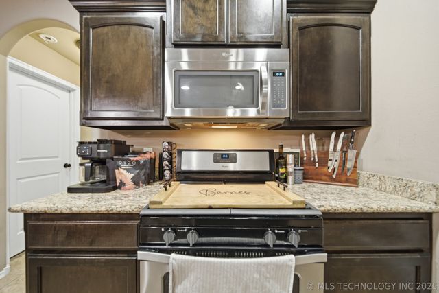 9008 S 255th East Avenue, Broken Arrow, OK 74014