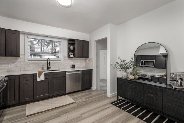 11406 E 19th Ave, Spokane Valley, WA 99206