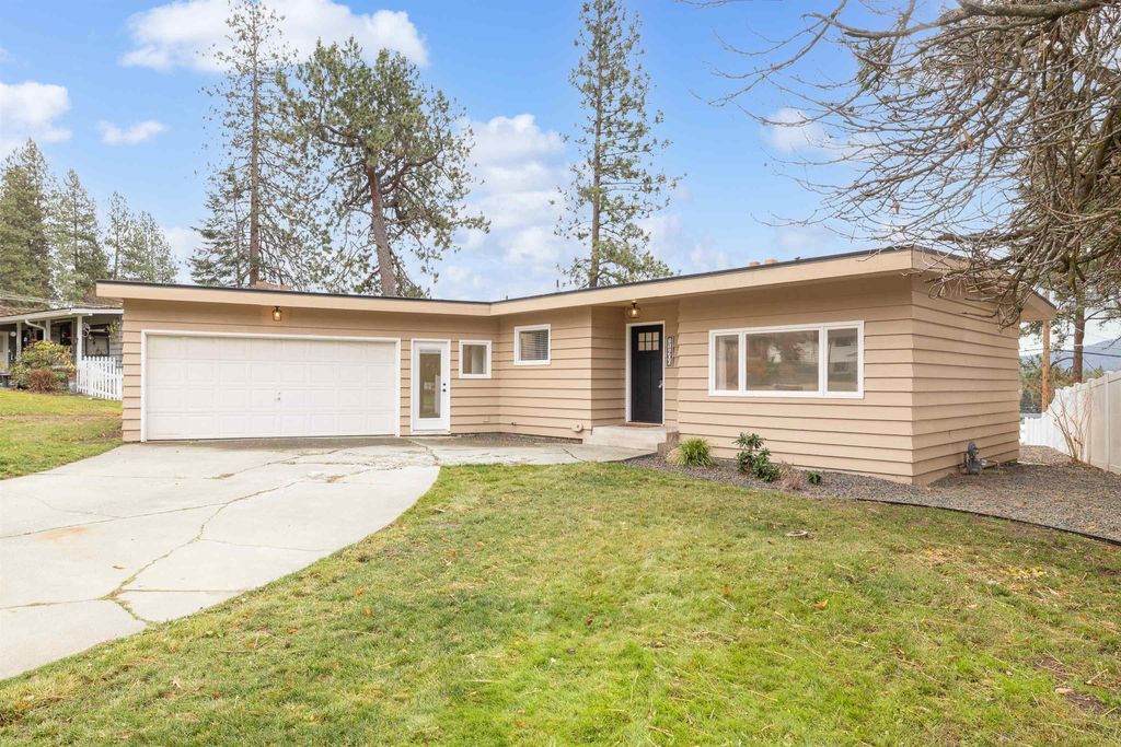 11406 E 19th Ave, Spokane Valley, WA 99206
