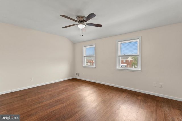 245 ORVILLE RD, Essex, MD 21221