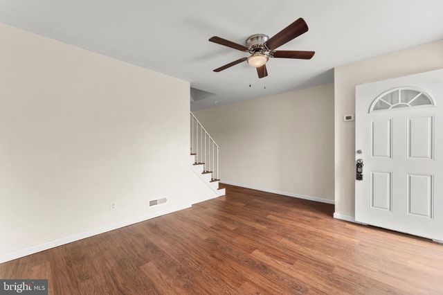 245 ORVILLE RD, Essex, MD 21221