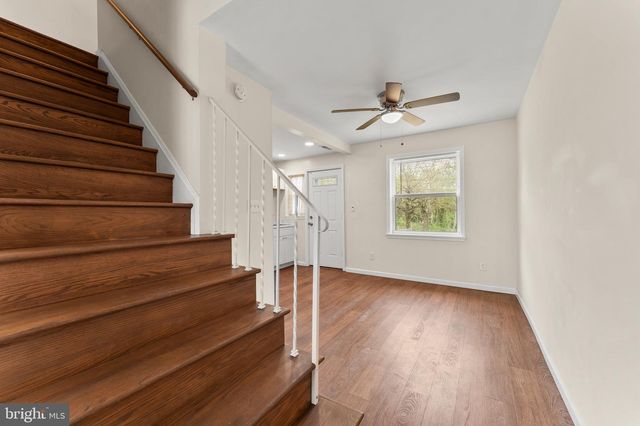 245 ORVILLE RD, Essex, MD 21221