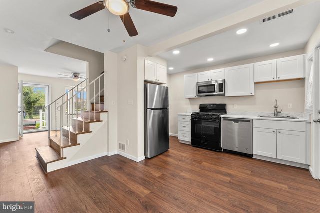 245 ORVILLE RD, Essex, MD 21221