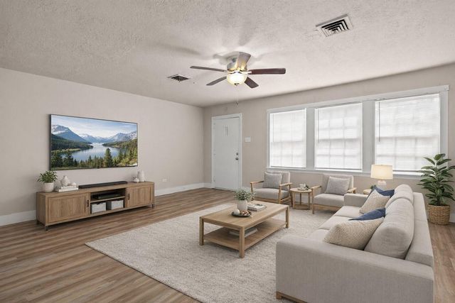 630 Orange Street, La Marque, TX 77568