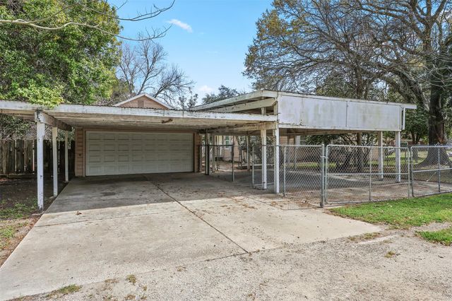 630 Orange Street, La Marque, TX 77568