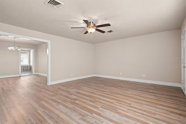 630 Orange Street, La Marque, TX 77568