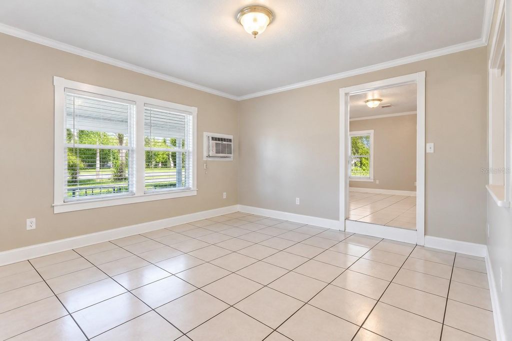 Image 12 of property listing at 1624 GRAND STREET, Orlando, FL 32805
