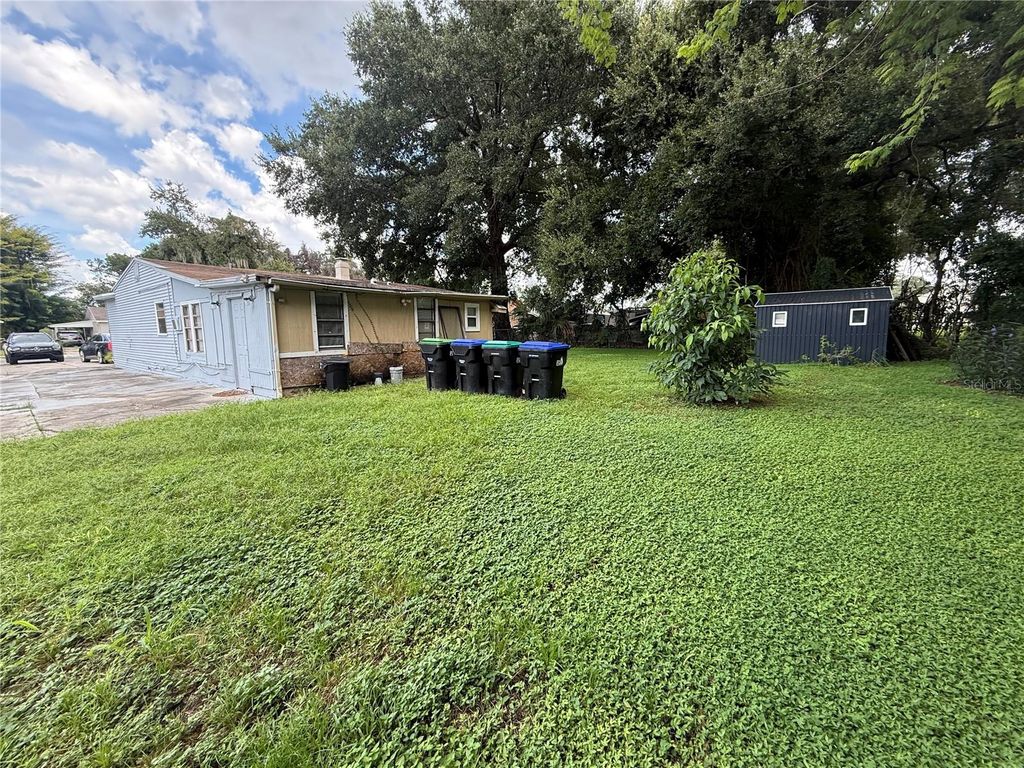 Image 15 of property listing at 1624 GRAND STREET, Orlando, FL 32805