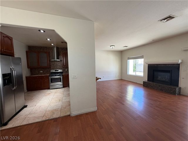 3301 West Colton Avenue, North Las Vegas, NV 89032