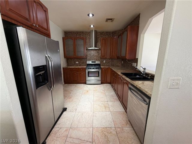 3301 West Colton Avenue, North Las Vegas, NV 89032