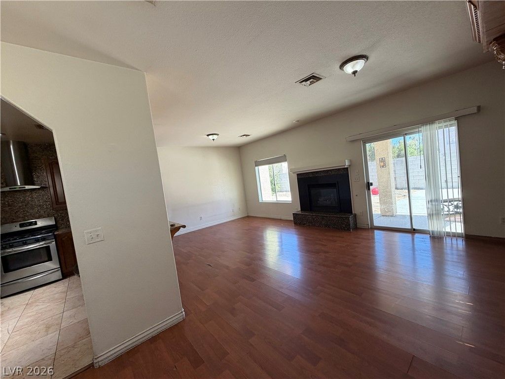 3301 West Colton Avenue, North Las Vegas, NV 89032