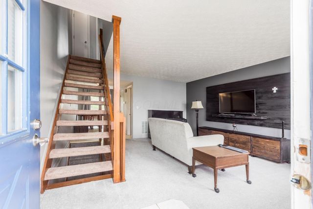 881 Upholland Lane, 20B, Columbus, OH 43085