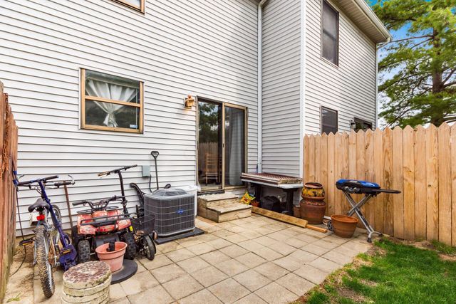 881 Upholland Lane, 20B, Columbus, OH 43085