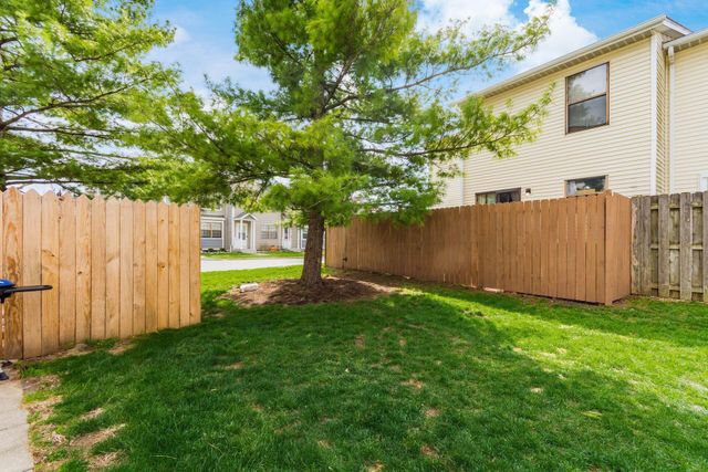 881 Upholland Lane, 20B, Columbus, OH 43085