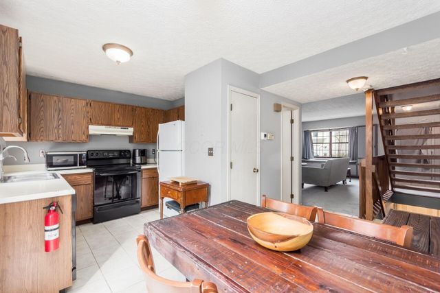 881 Upholland Lane, 20B, Columbus, OH 43085