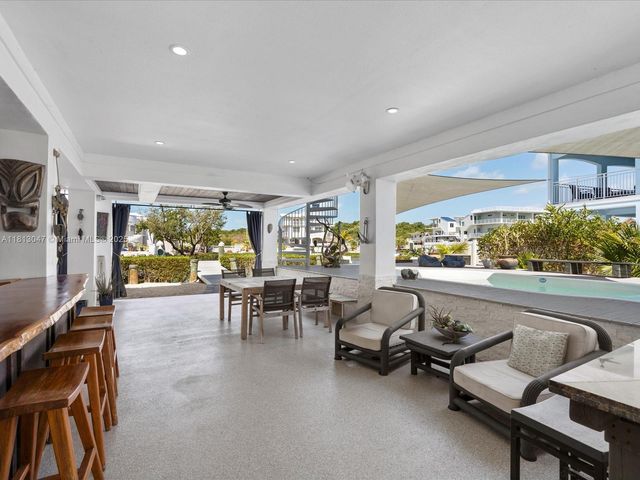 117 La Paloma Rd, Key Largo, FL 33037