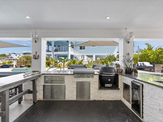 117 La Paloma Rd, Key Largo, FL 33037