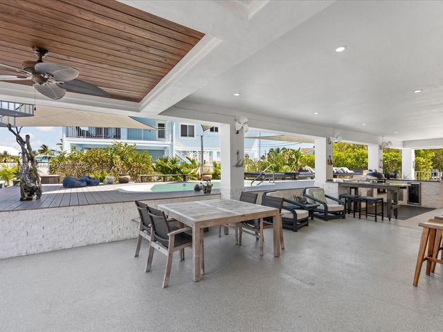 117 La Paloma Rd, Key Largo, FL 33037