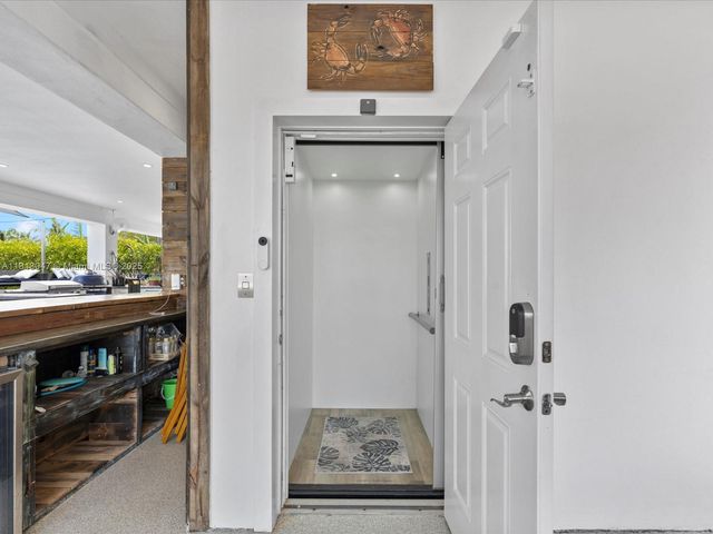 117 La Paloma Rd, Key Largo, FL 33037