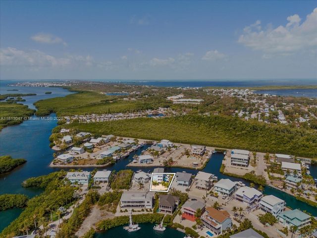 117 La Paloma Rd, Key Largo, FL 33037