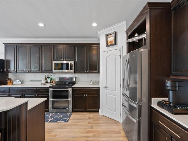 117 La Paloma Rd, Key Largo, FL 33037