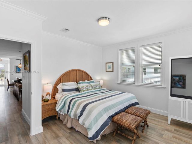 117 La Paloma Rd, Key Largo, FL 33037