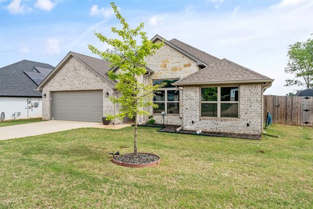 112 Amanda Avenue, Bullard, TX 75757