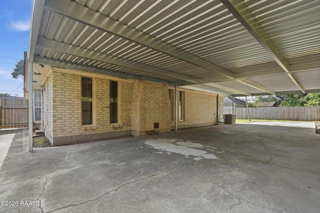 132 Tournoir Street, Lafayette, LA 70506