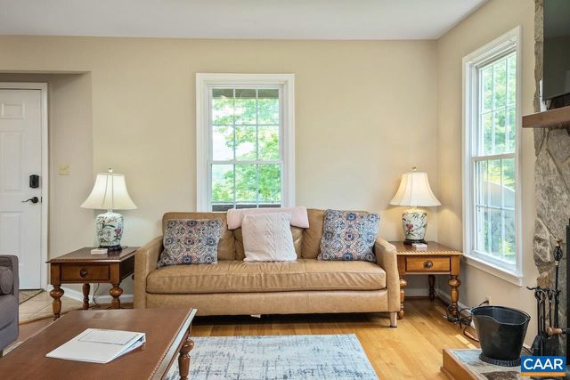 168 LAKELAND LN, Faber, VA 22938