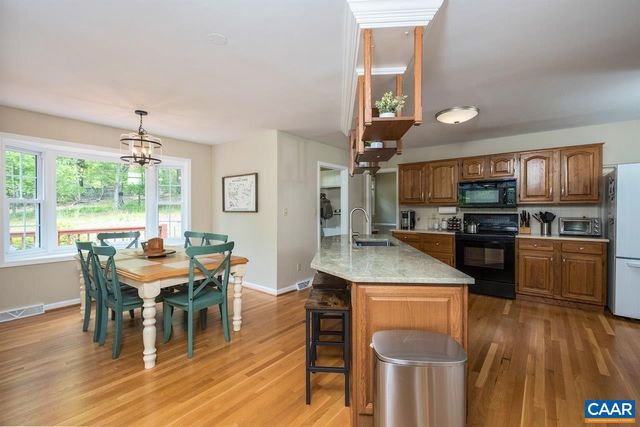 168 LAKELAND LN, Faber, VA 22938