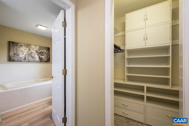 168 LAKELAND LN, Faber, VA 22938