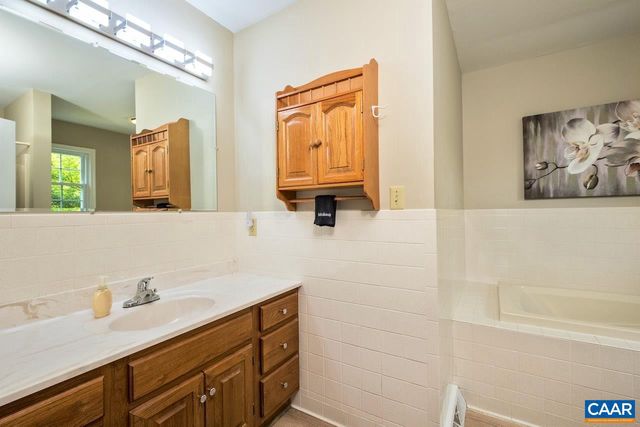 168 LAKELAND LN, Faber, VA 22938