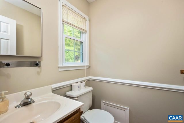 168 LAKELAND LN, Faber, VA 22938