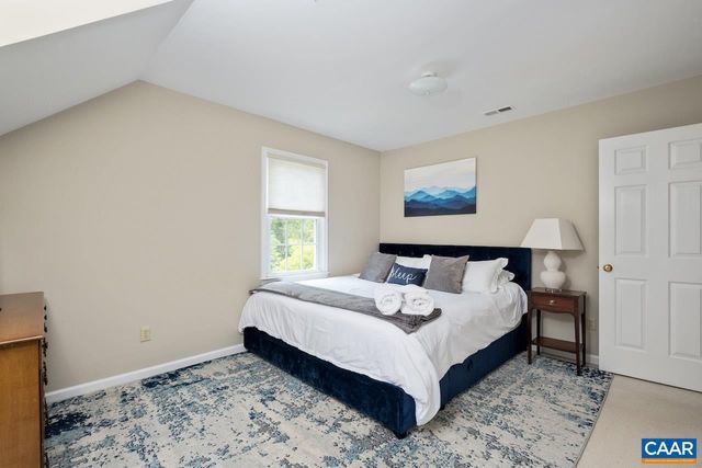 168 LAKELAND LN, Faber, VA 22938